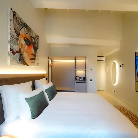 21 Guest house