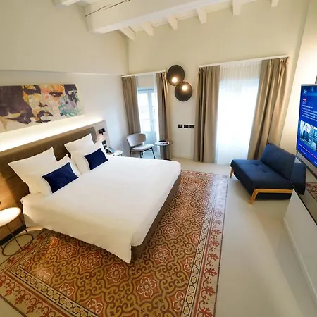 21 Guest house